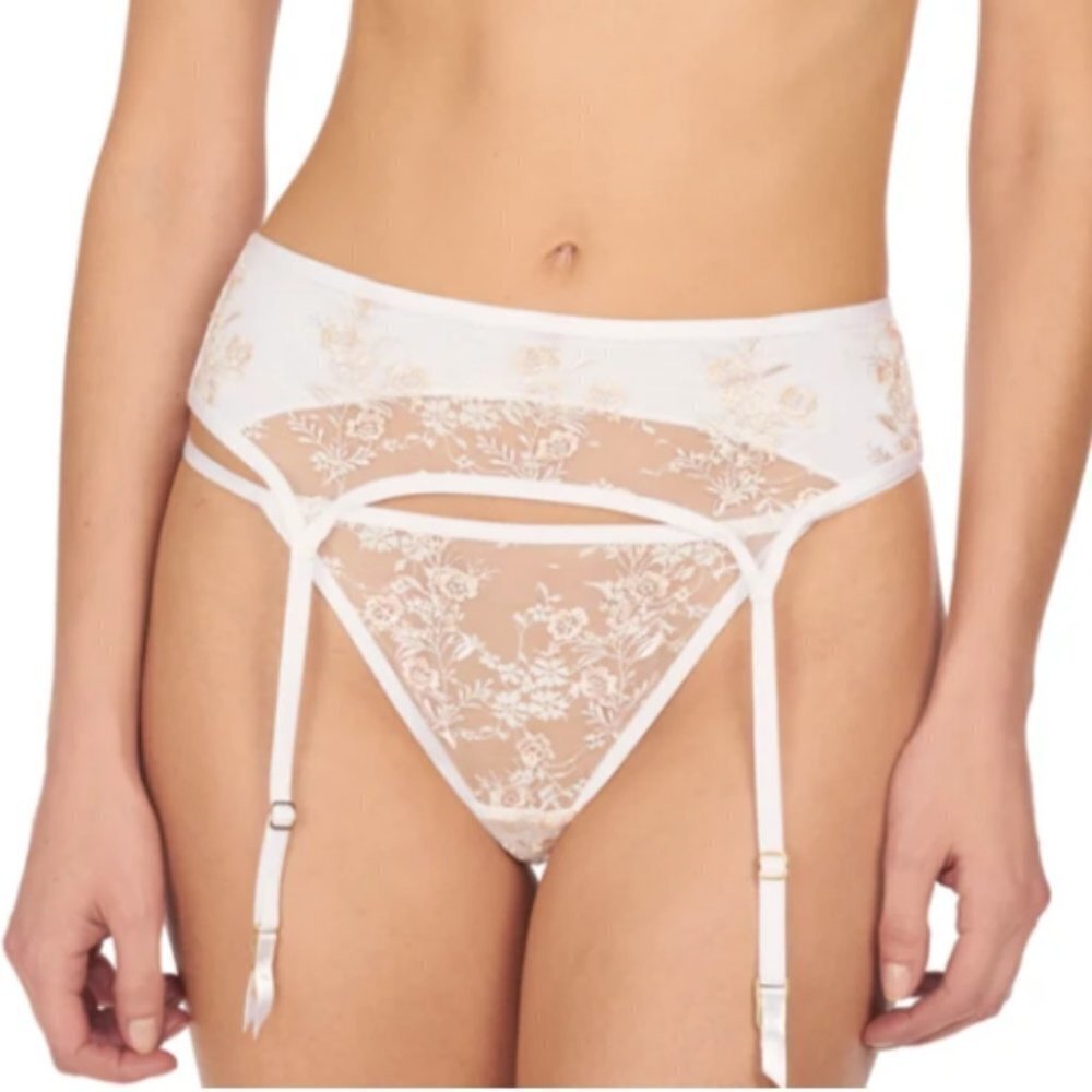 Natori Obsession Floral Embroidered Lace Garter